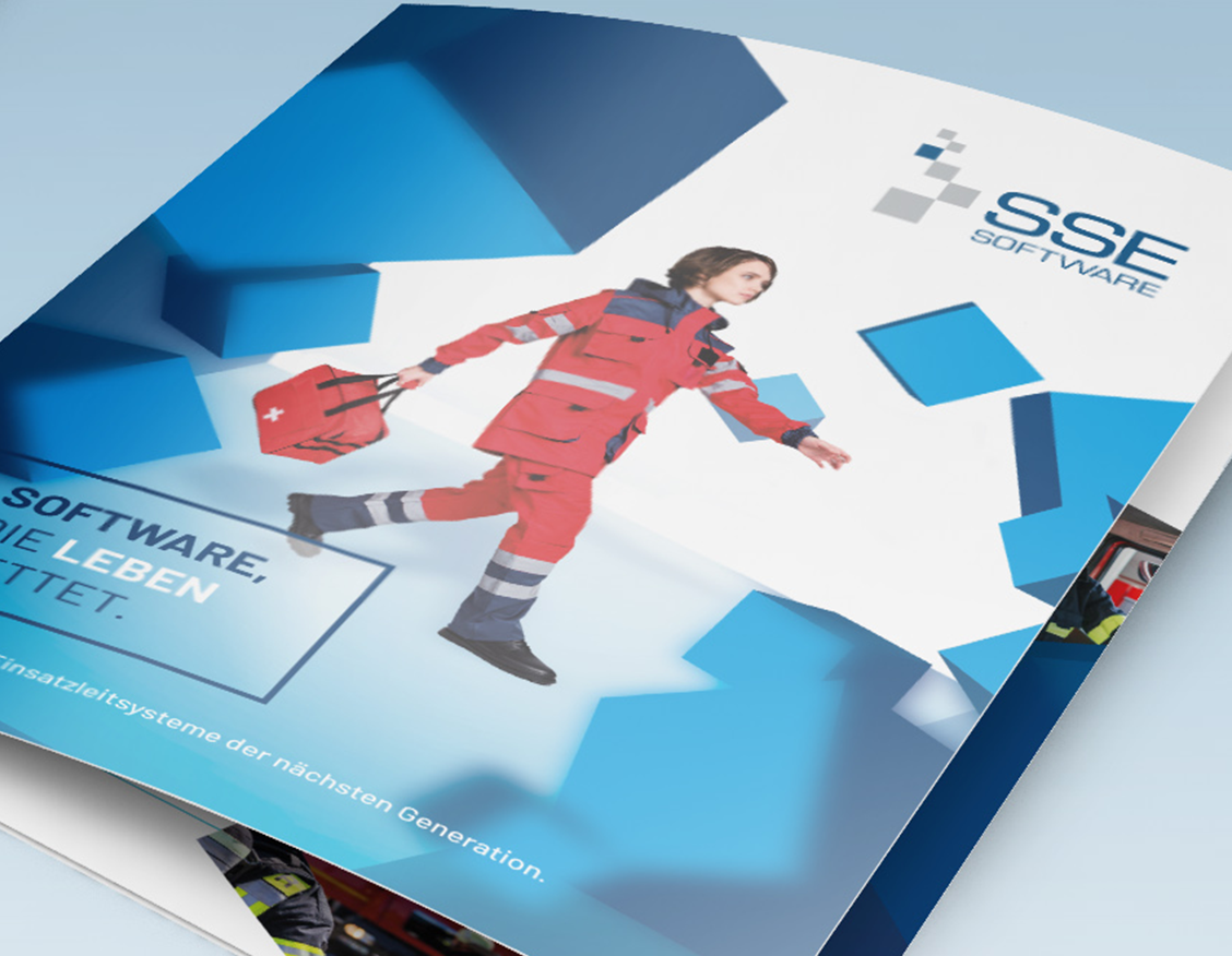 SSE Softwares Flyer Design Cover | creationell